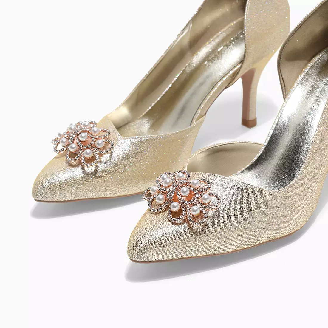 Amor Cynthia Gold Pumps