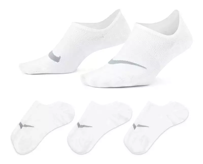 NIKE WOMEN'S EVERYDAY PLUS LIGHTWEIGHT WHITE TRAINING FOOTIE SOCKS (3 PAIRS)