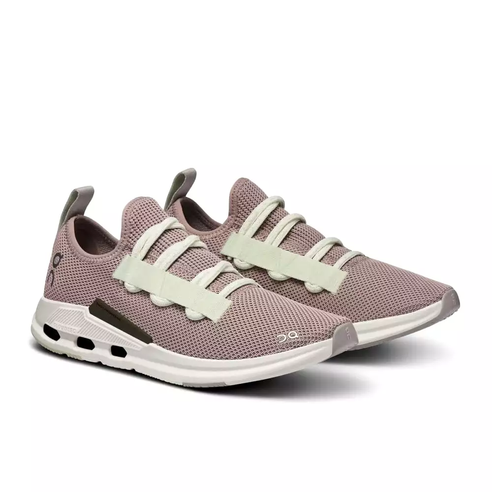 On Women's Cloudeasy Sneaker - Heron/Aloe