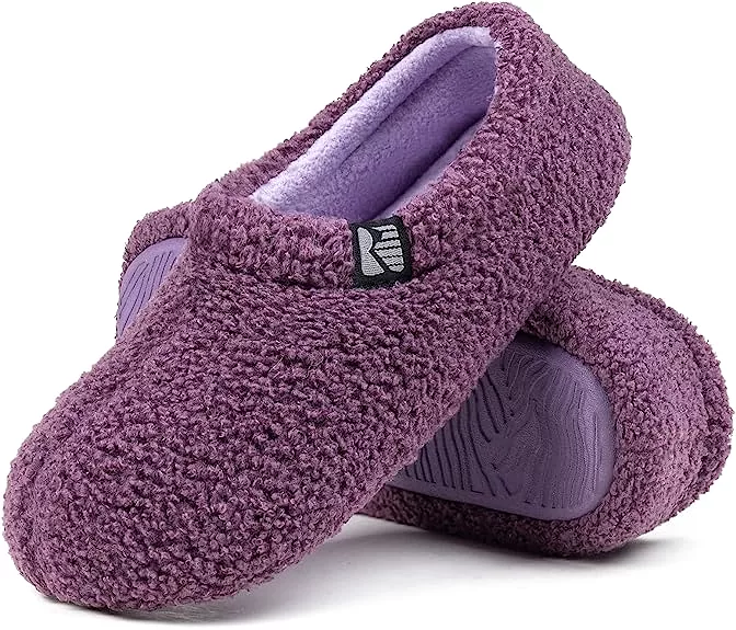 Women's Fuzzy Fleece Closed Back Indoor Slipper